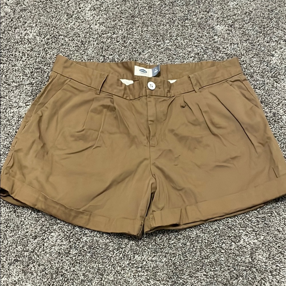 Women's Tan Shorts old navy size 8
